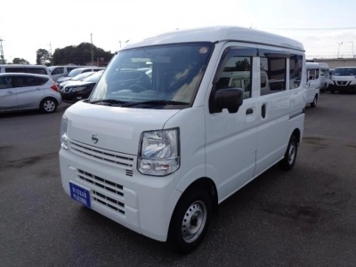 NISSAN CLIPPER VAN