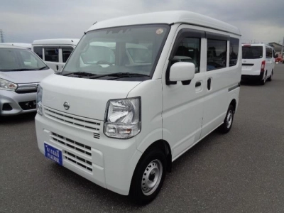NISSAN CLIPPER VAN