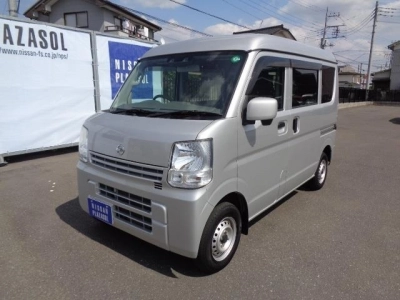 NISSAN CLIPPER VAN