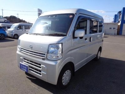 NISSAN CLIPPER VAN