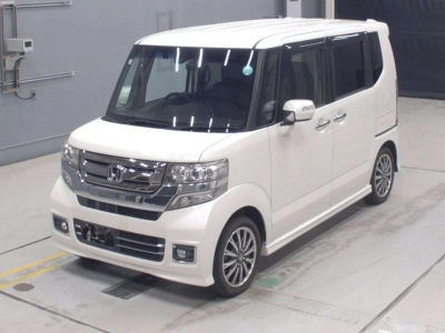 HONDA N BOX CUSTOM