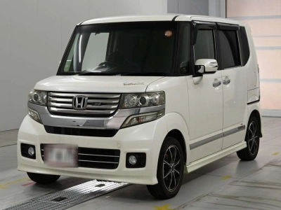 HONDA N BOX CUSTOM