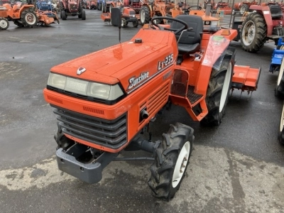KUBOTA KUBOTA