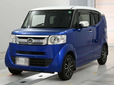 HONDA N-BOX SLASH