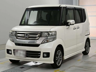 HONDA N BOX CUSTOM