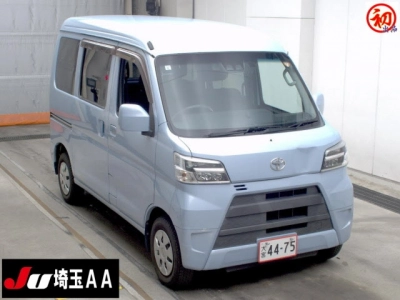 TOYOTA PIXIS VAN
