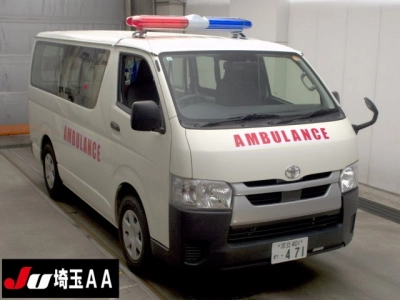 TOYOTA HIACE VAN