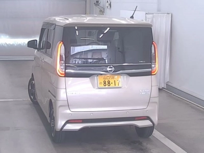 NISSAN ROOX