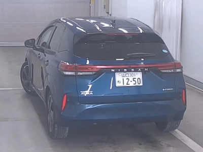 NISSAN AURA