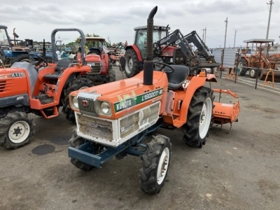 KUBOTA KUBOTA