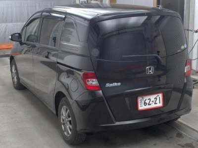 HONDA FREED SPIKE