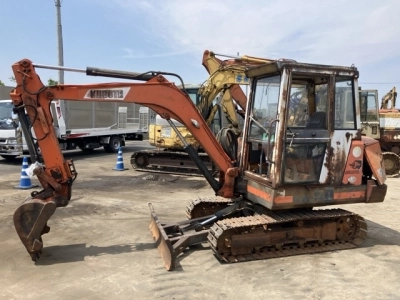 KUBOTA KUBOTA