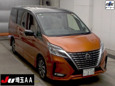 NISSAN SERENA