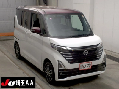 NISSAN ROOX