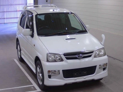 DAIHATSU TERIOS KID