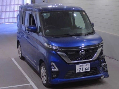 NISSAN ROOX