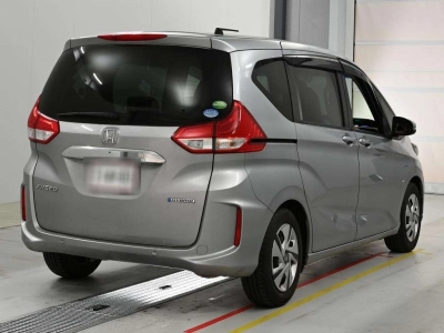 HONDA FREED HYBRID