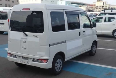 DAIHATSU HIJET CARGO