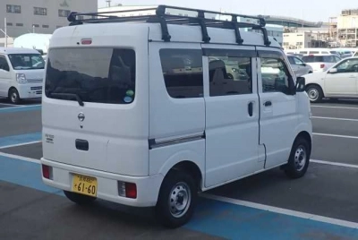 NISSAN NV100 CLIPPER