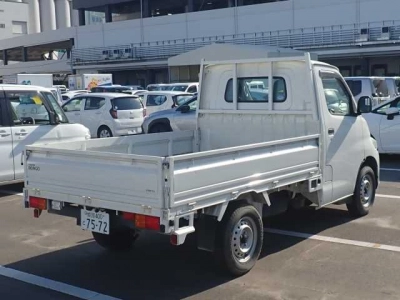 MAZDA BONGO TRUCK