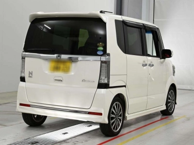 HONDA N BOX CUSTOM