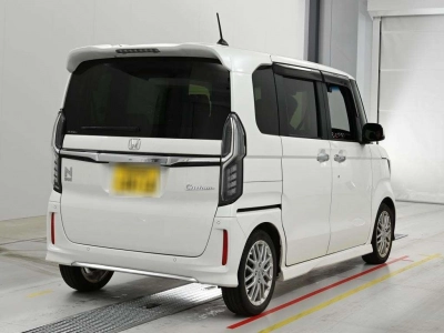 HONDA N BOX CUSTOM