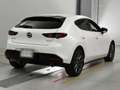 MAZDA MAZDA3 FASTBACK