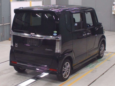 HONDA N BOX CUSTOM
