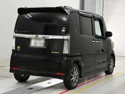 HONDA N BOX CUSTOM