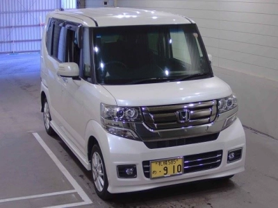 HONDA N BOX CUSTOM