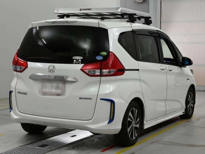 HONDA FREED HYBRID