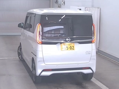 NISSAN ROOX