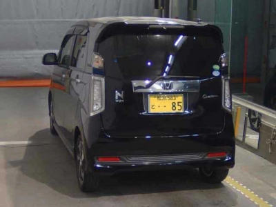 HONDA N-WGN