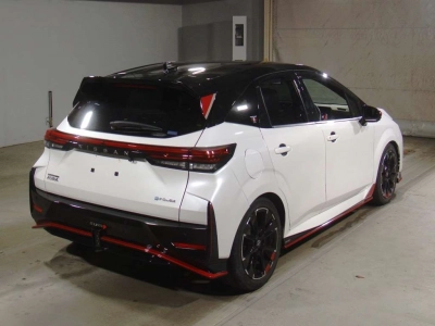 NISSAN AURA