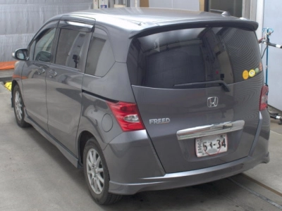 HONDA FREED