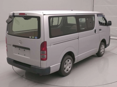 TOYOTA REGIUS VAN