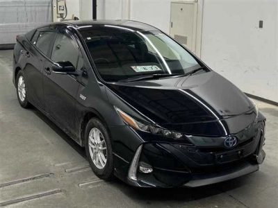 TOYOTA PRIUS PHV