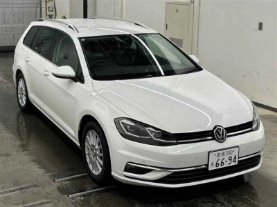 VOLKSWAGEN GOLF VARIANT