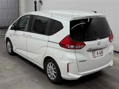 HONDA FREED HYBRID