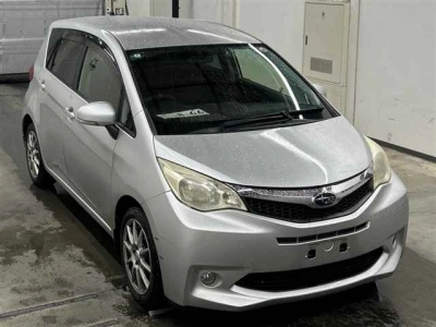 SUBARU TREZIA