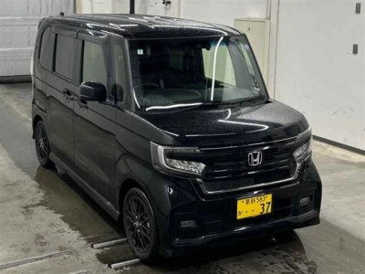 HONDA N BOX CUSTOM