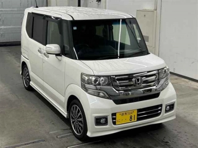 HONDA N BOX CUSTOM