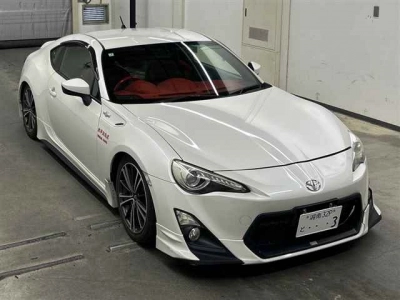 TOYOTA 86