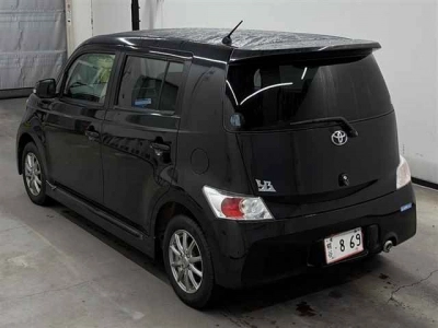 TOYOTA BB
