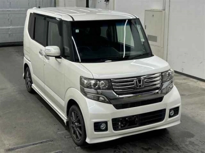 HONDA N BOX CUSTOM