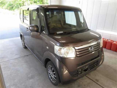HONDA N BOX +
