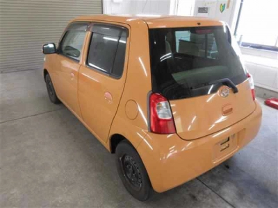 DAIHATSU ESSE