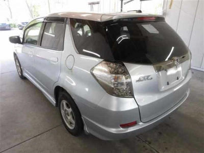 HONDA FIT SHUTTLE