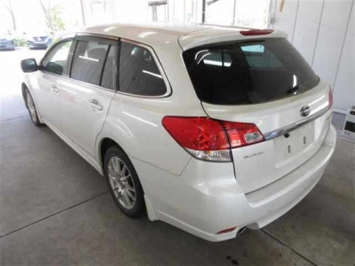 SUBARU LEGACY WAGON