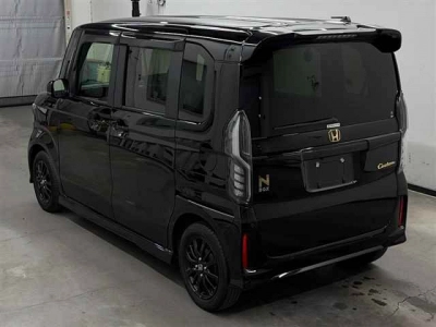 HONDA N BOX CUSTOM